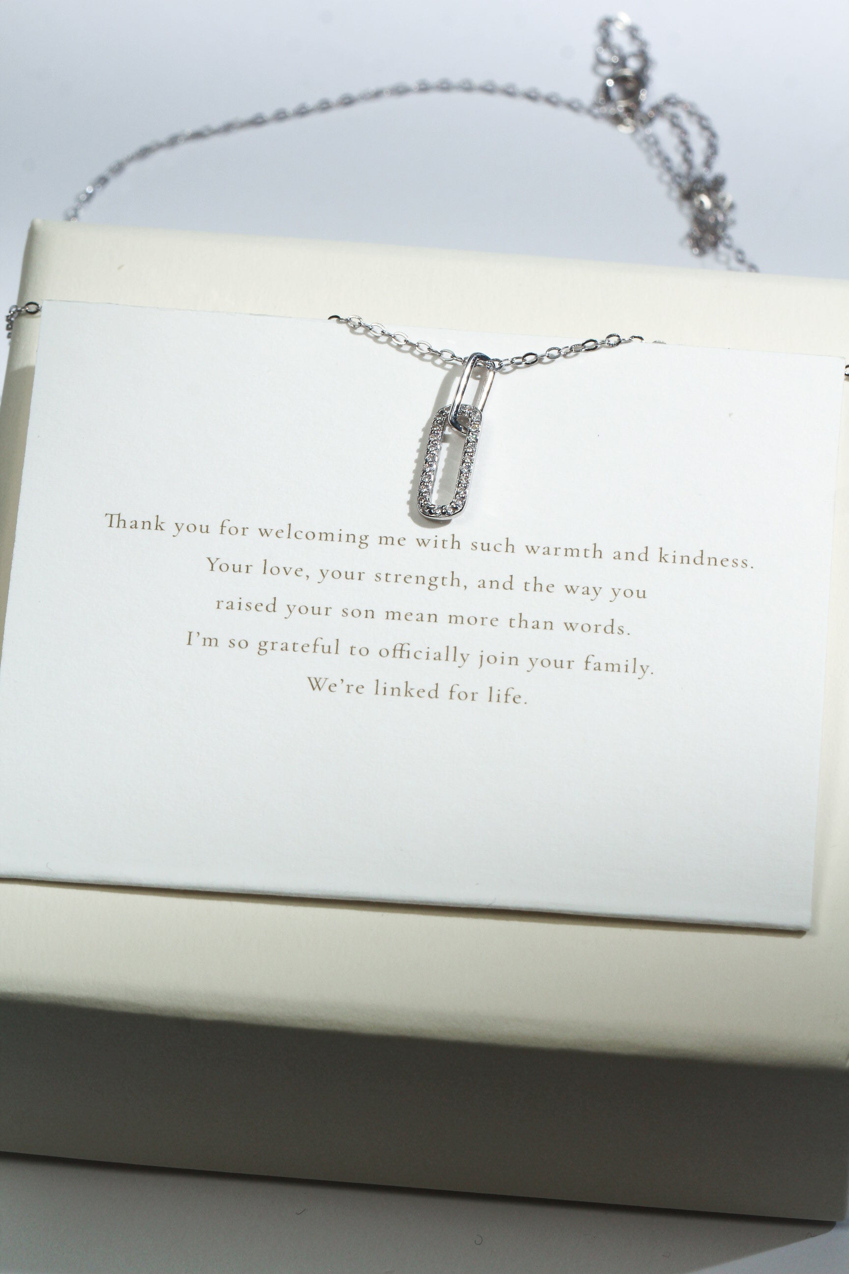 Dainty Drop Link