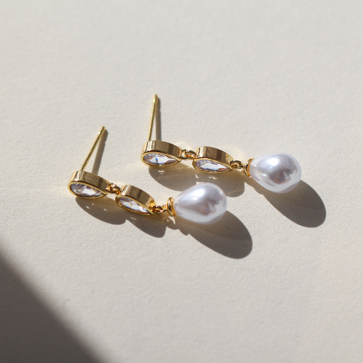 Knot Bracelet & Earrings Giftbox Set