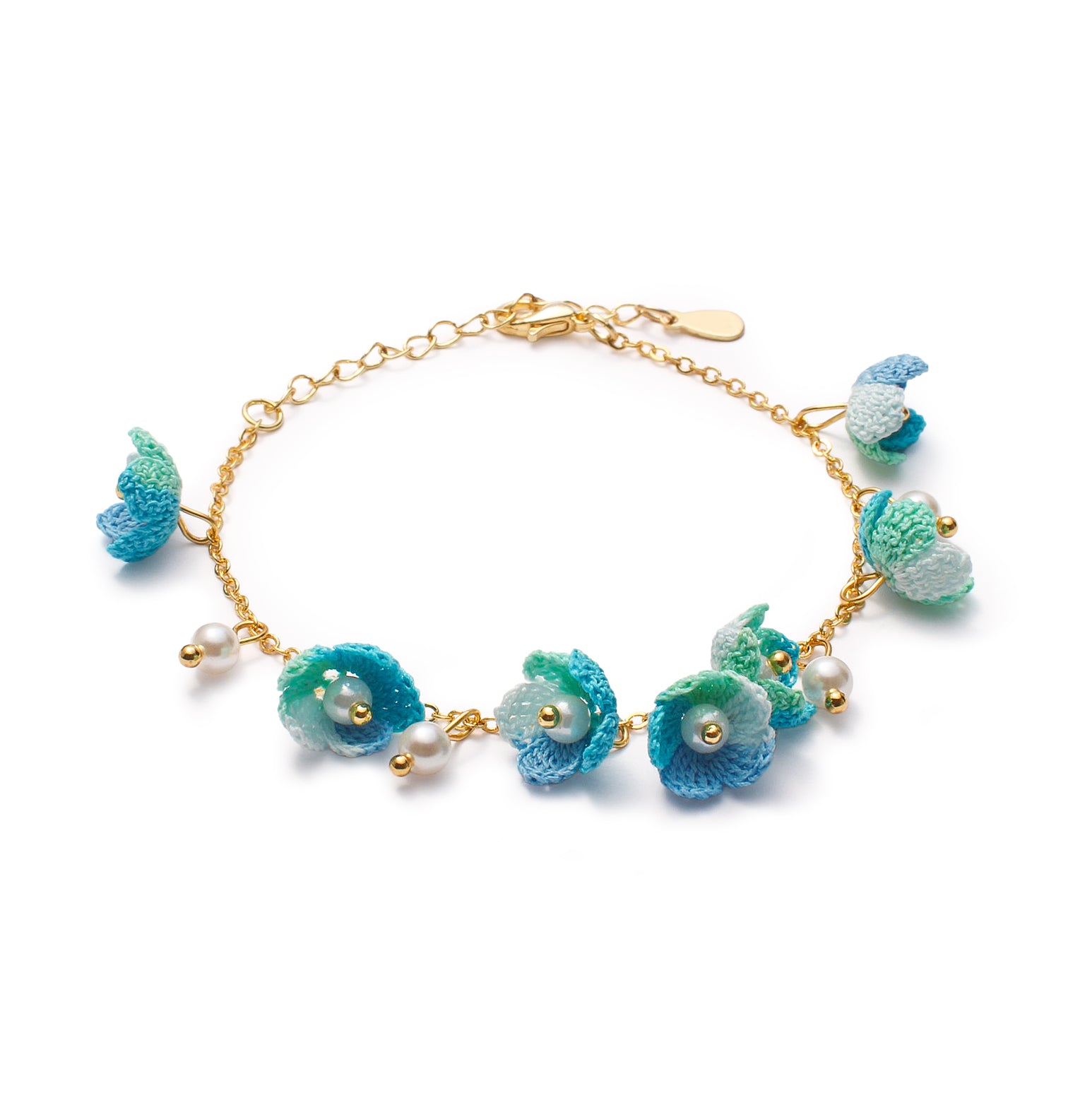 Flower N Pearls - Crocheted Flower Girl Bracelet