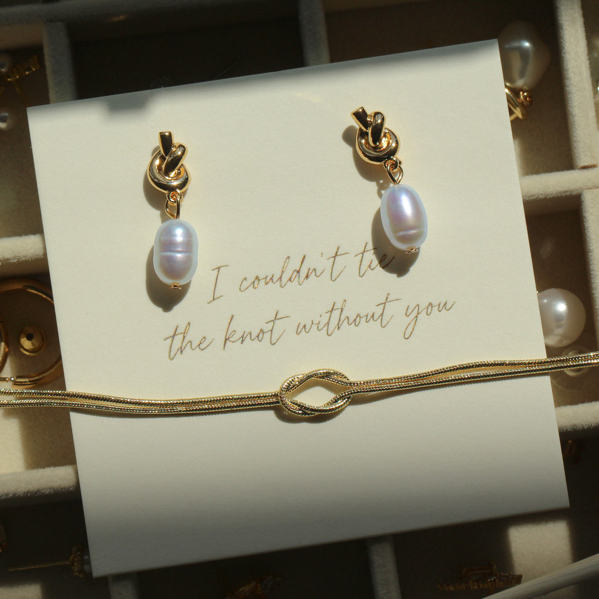 Dainty Knot Set