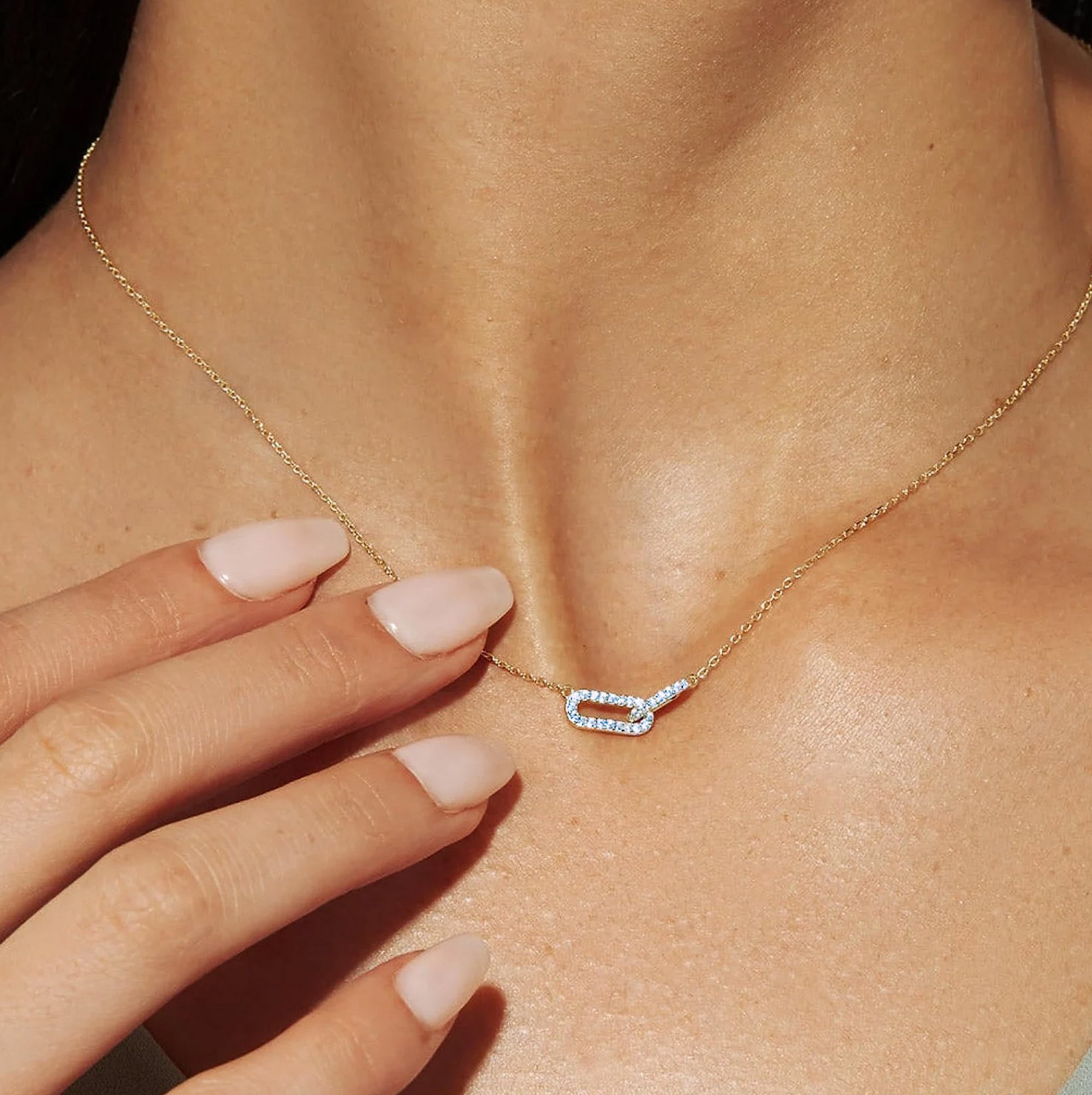 Geometric Links