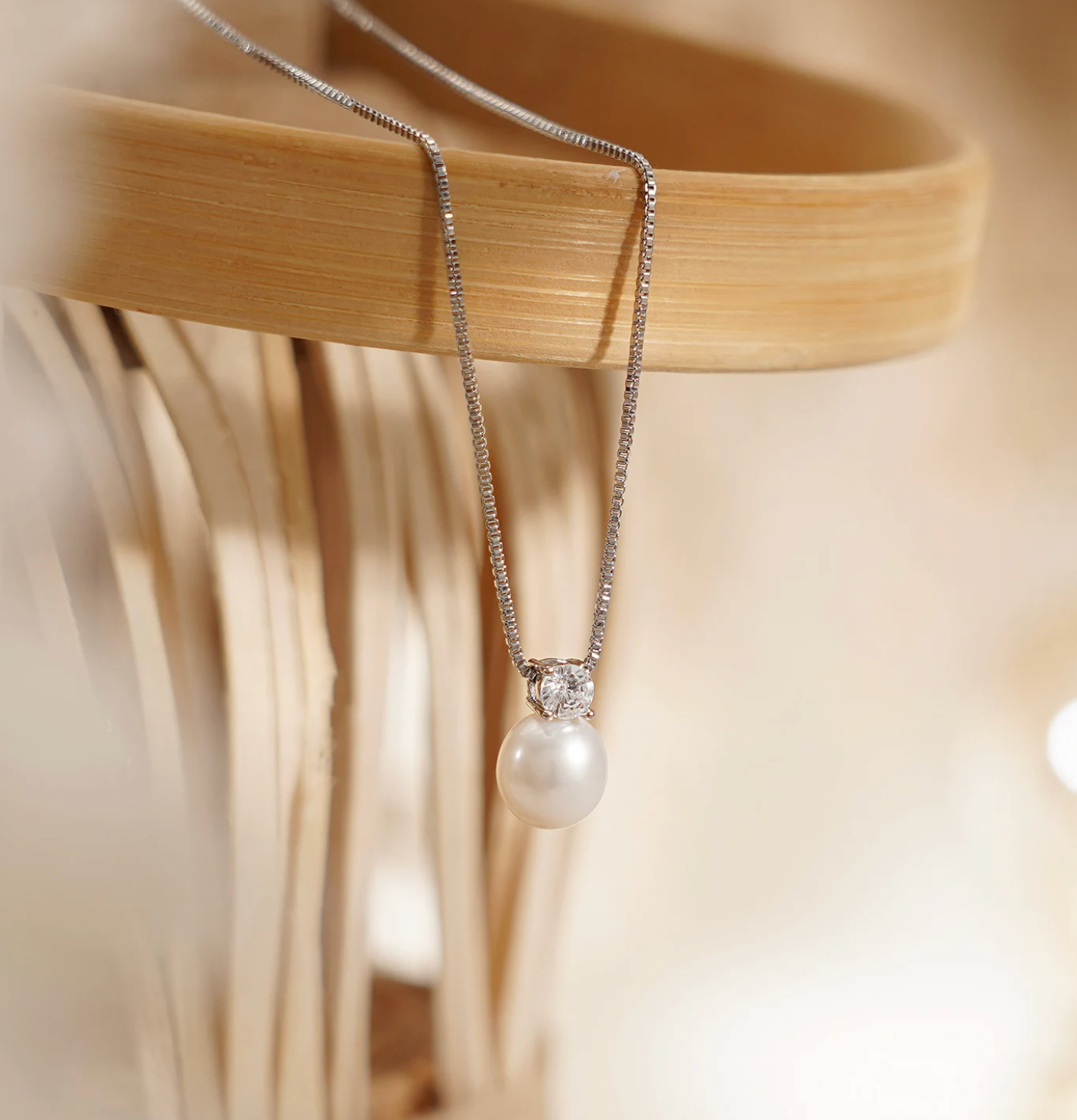 Diamond Pearl Necklace