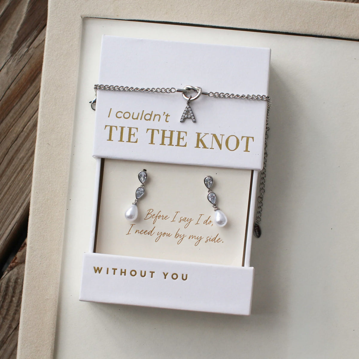 Knot Bracelet & Earrings Giftbox Set