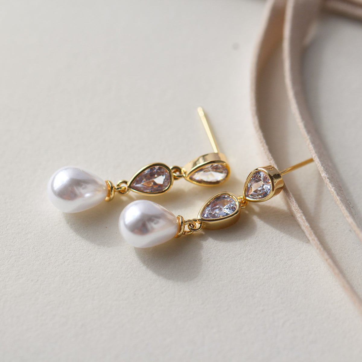 Knot Bracelet & Earrings Giftbox Set