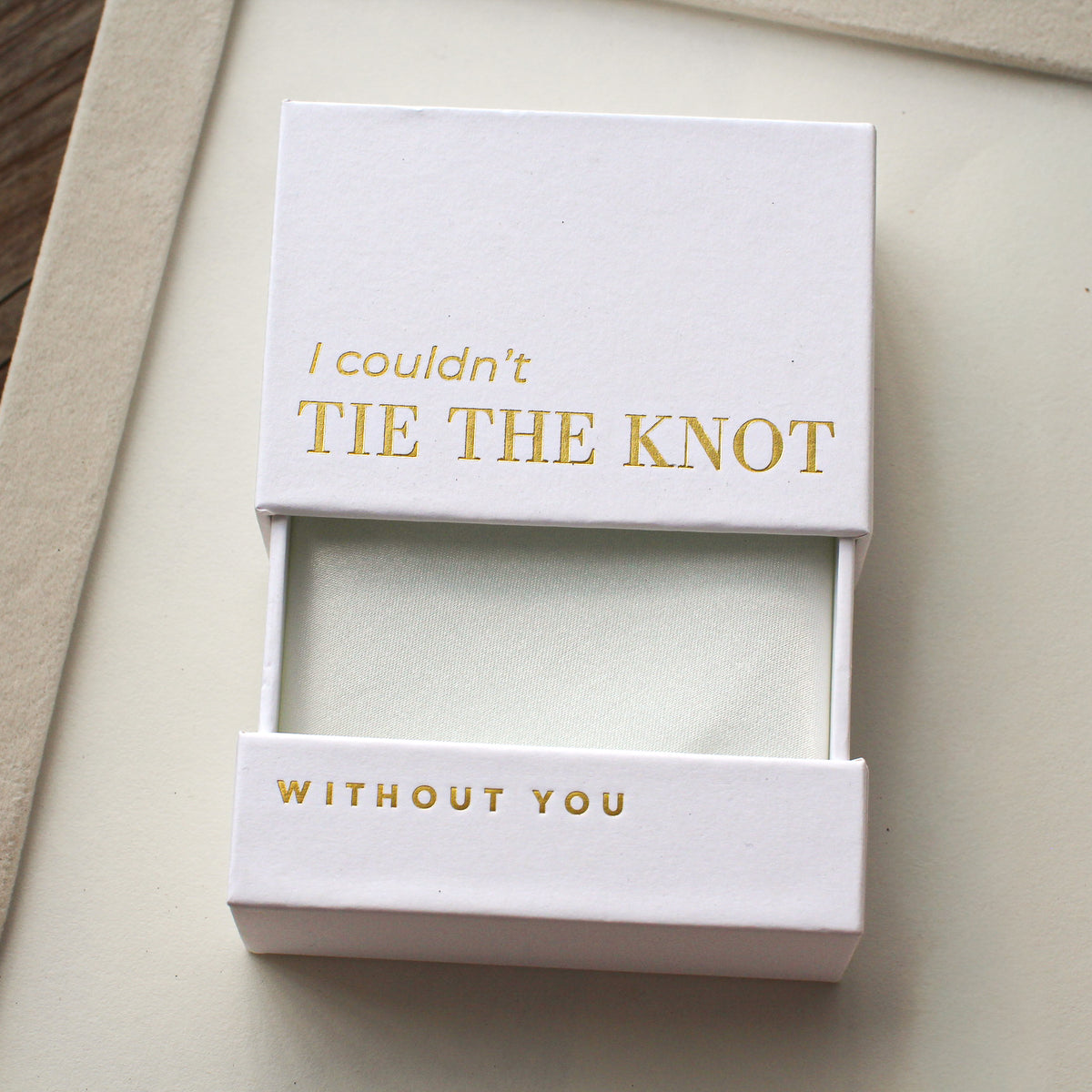 Knot Bracelet & Earrings Giftbox Set