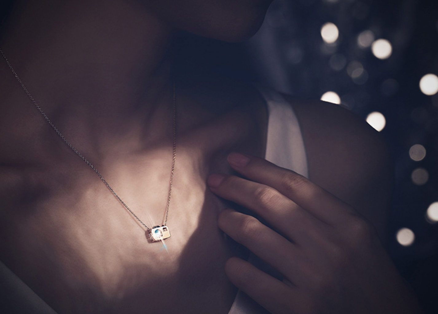 Wedding Photographer - Zirconia Necklace